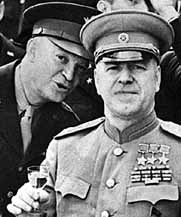 Schukow mit Eisenhower1945